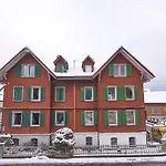 New West Station 7 Apartman Interlaken