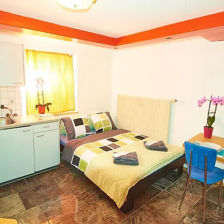 Apartman New West Station 7