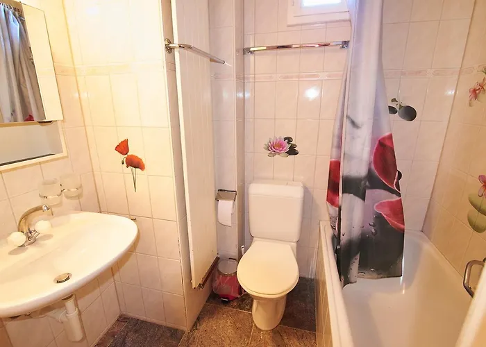 شقة New West Station 7 *