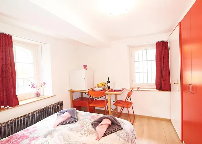 新西站7公寓 因特拉肯